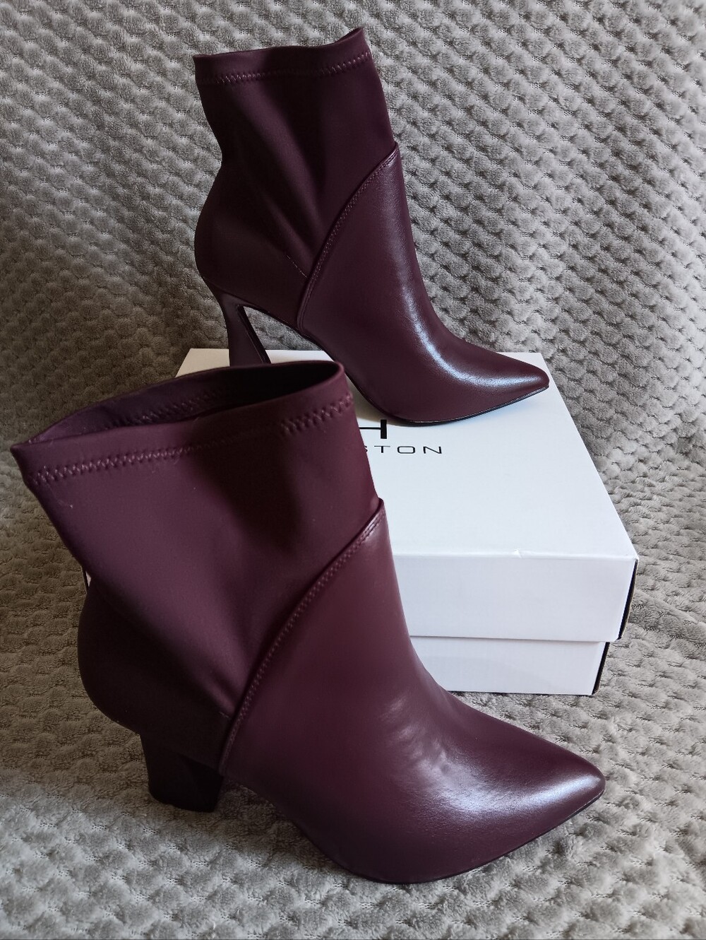 H by Halston "Iza" Two-Toned Heeled Booties in Burgundy Size 7